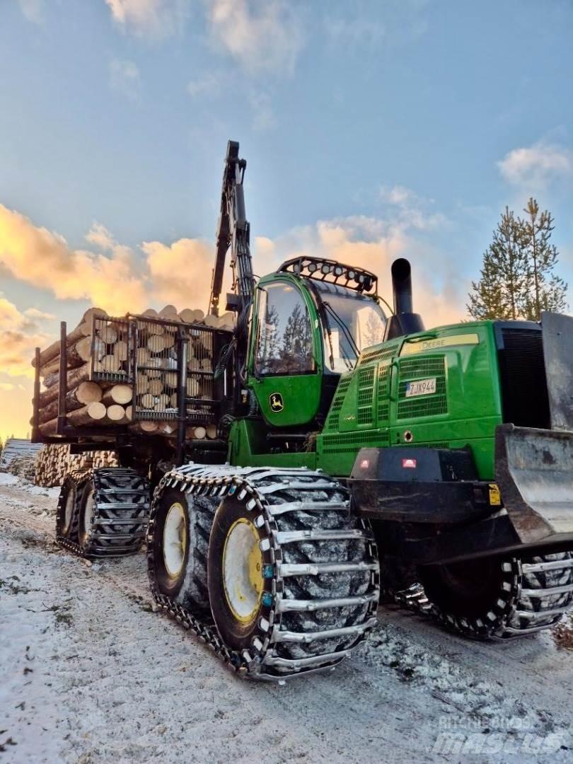 John Deere 1910G 集运机
