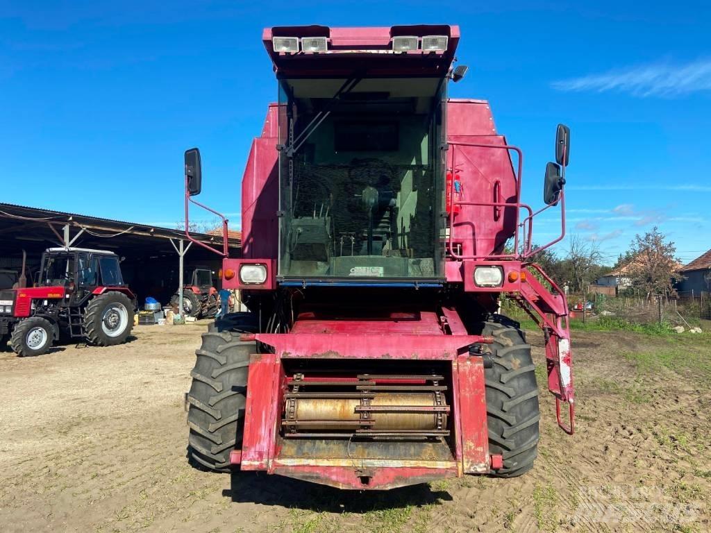 Case IH 521 联合收割机