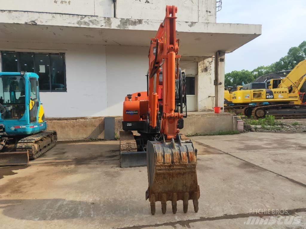 Doosan DH 55 小型挖掘机