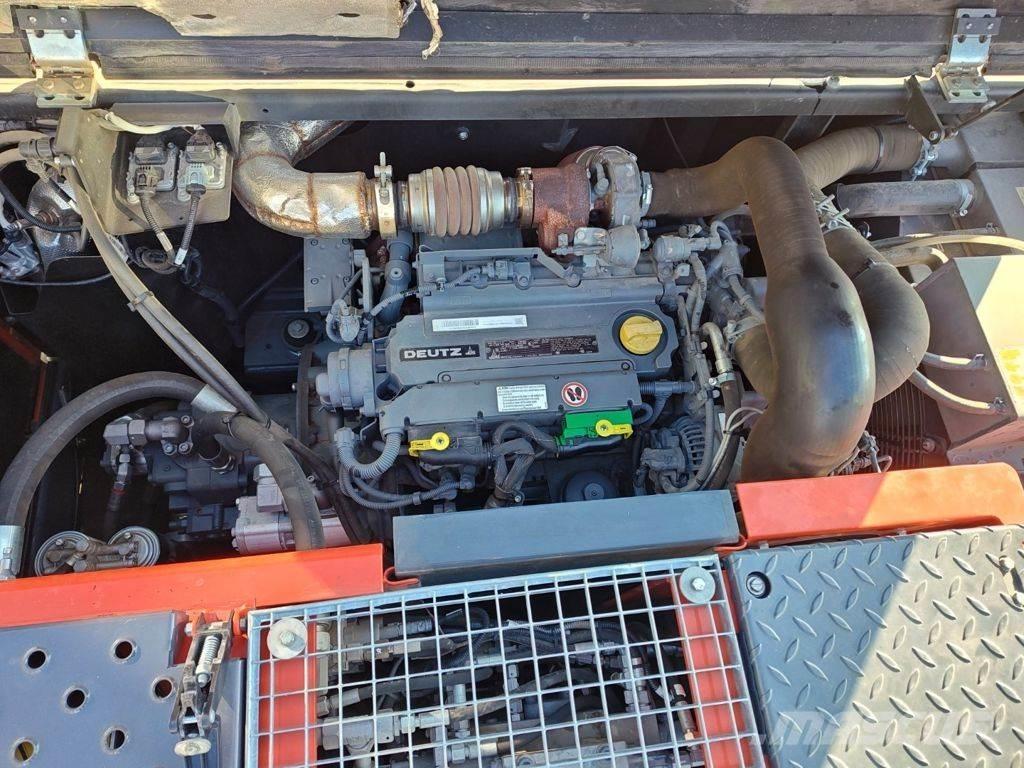 Atlas 150W 轮式挖掘机