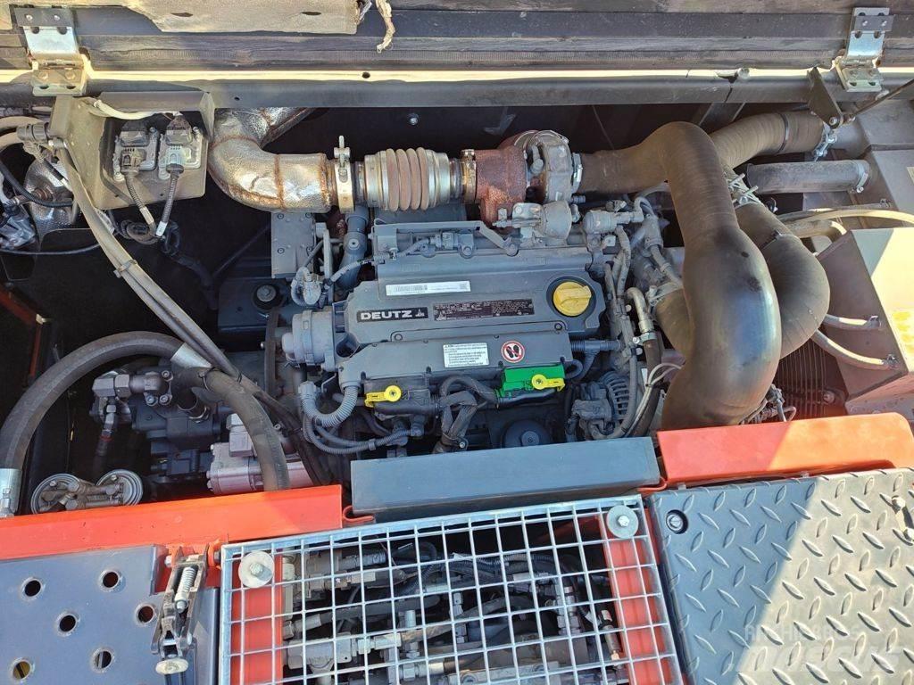 Atlas 150W 轮式挖掘机