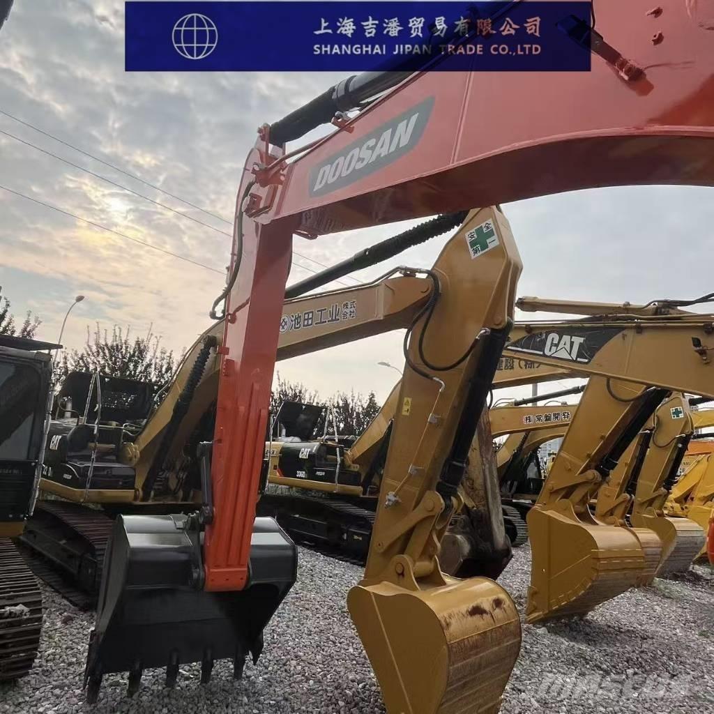 Doosan DX 300 履带挖掘机
