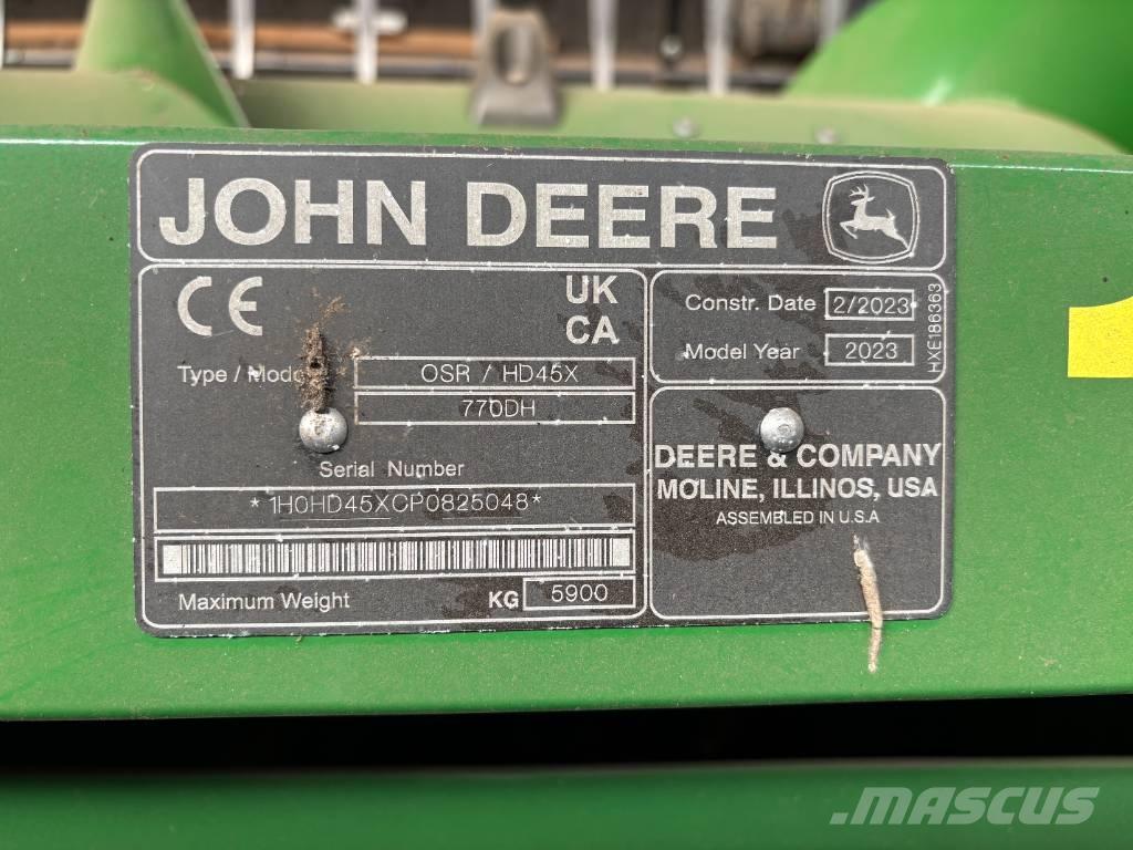 John Deere X9 1000 联合收割机