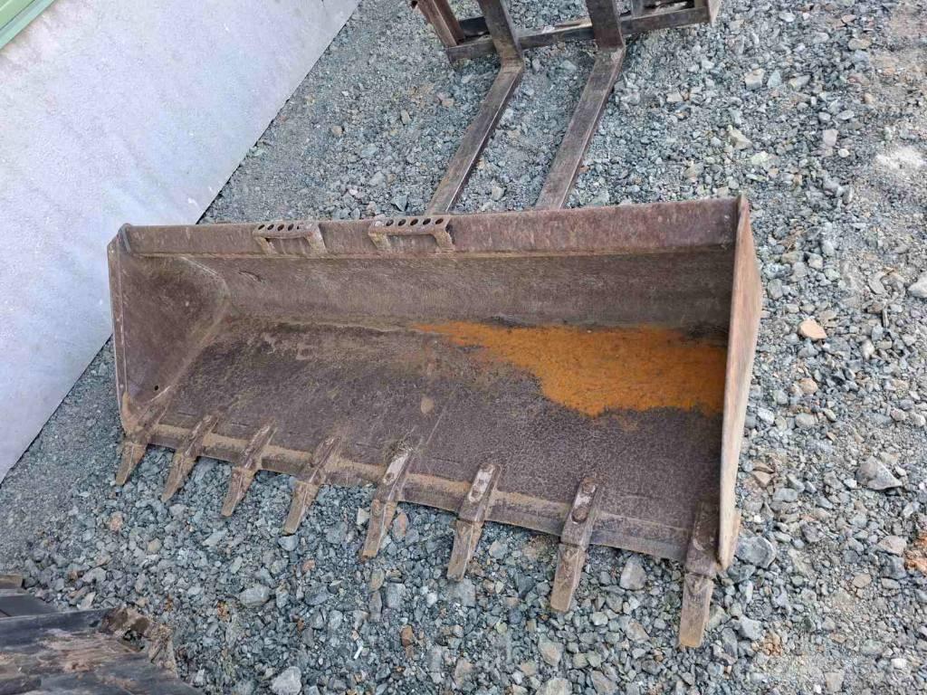 Bobcat T 770 滑移装载机