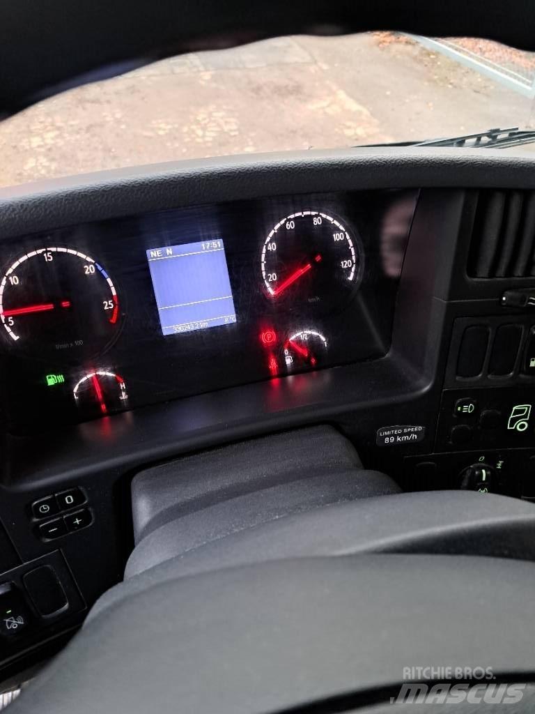 Scania P 280 厢式货车