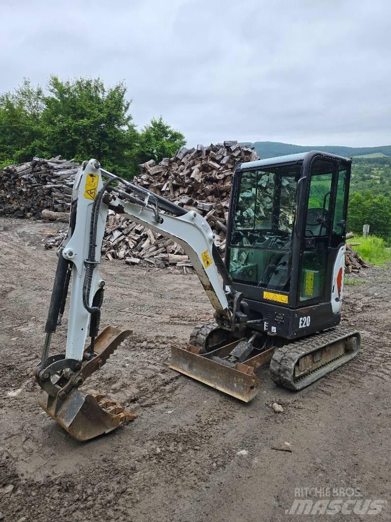 Bobcat E 20 小型挖掘机
