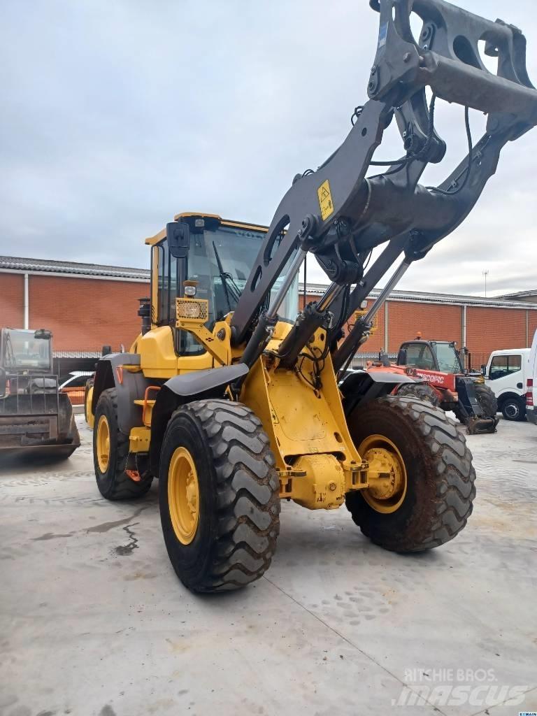 Volvo L 70 H 轮式装载机