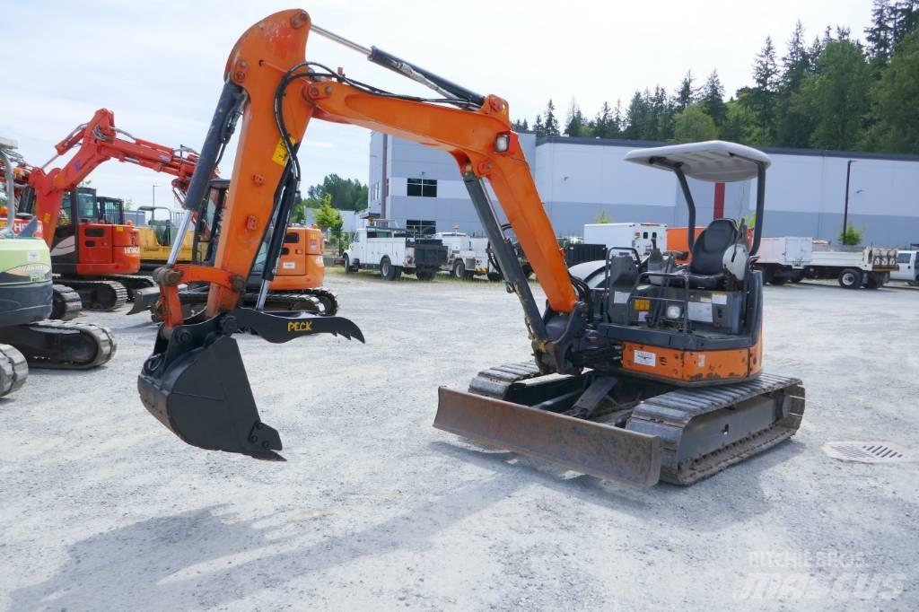 Hitachi ZX40U-3 小型挖掘机