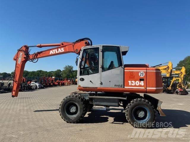 Atlas 1304 轮式挖掘机