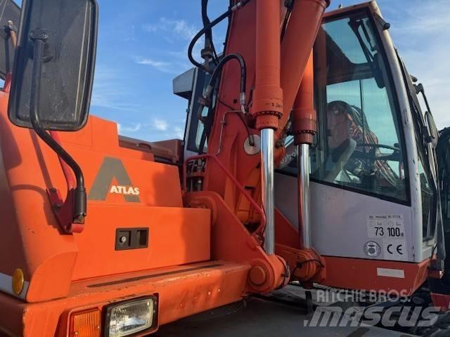 Atlas 1304 轮式挖掘机