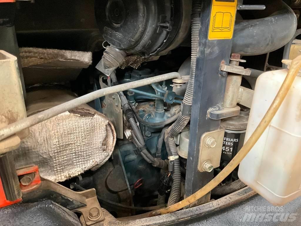Kubota U 27-4 小型挖掘机