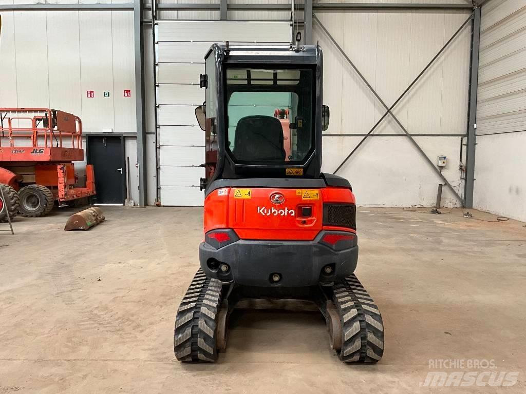Kubota U 27-4 小型挖掘机