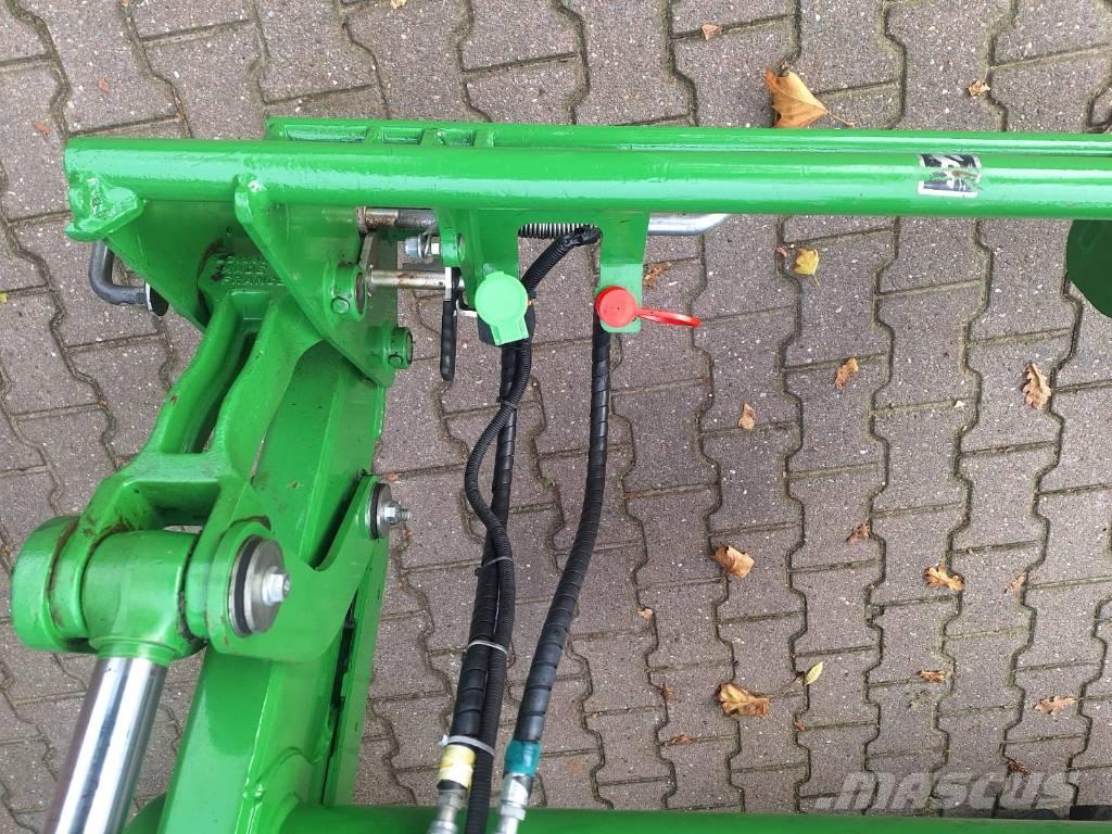 John Deere 5075M 拖拉机/农用车