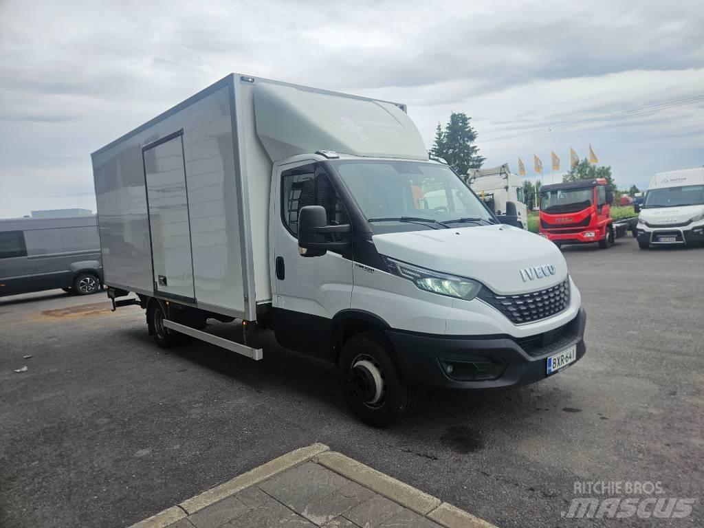 Iveco Daily 72C21 商务面包车