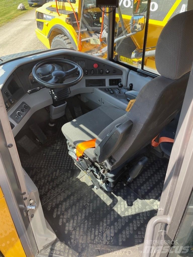 Volvo A30G 铰接式自卸车