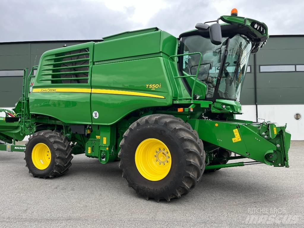 John Deere T 550 联合收割机
