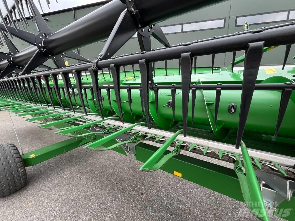John Deere T 550 联合收割机