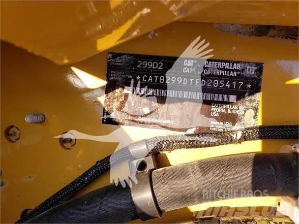 CAT 299D2 滑移装载机