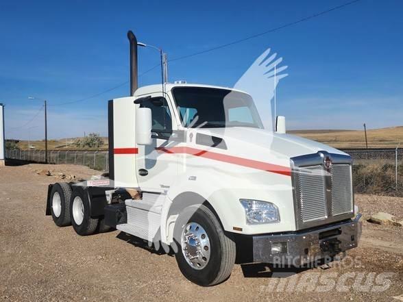 Kenworth T880 牵引车