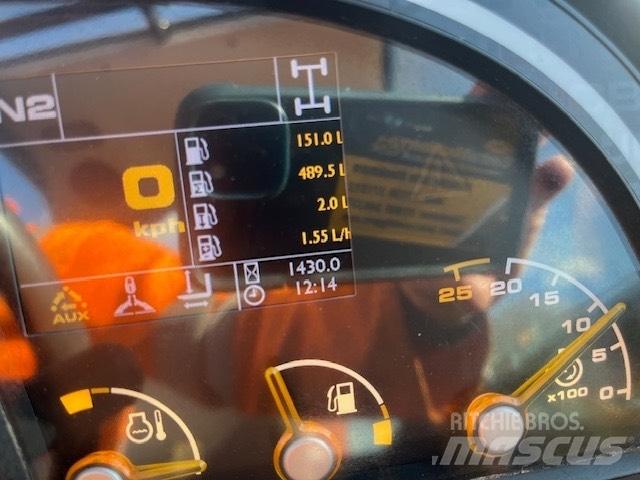 JCB 540-140 伸缩臂叉装车|叉装车