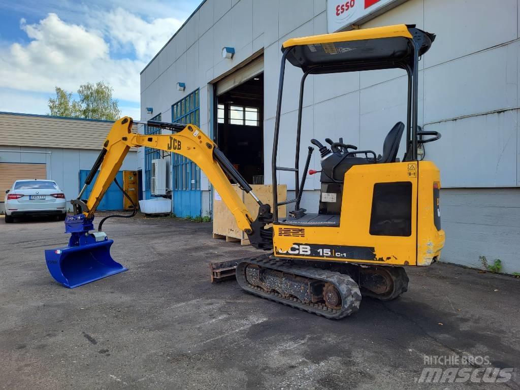 JCB 15 C-1 小型挖掘机