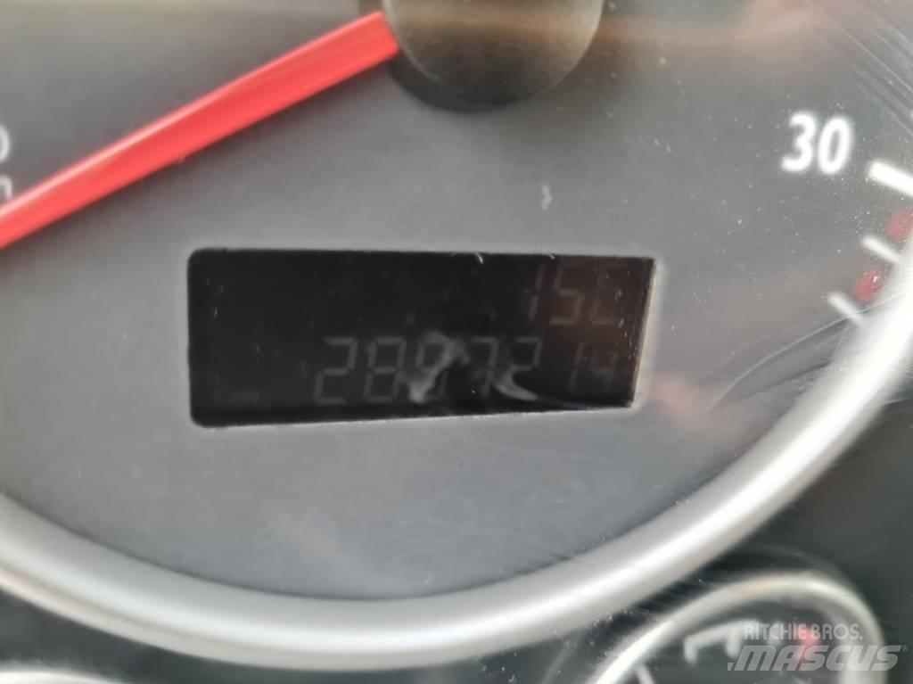 MAN 12.220 5.6m 冷藏车