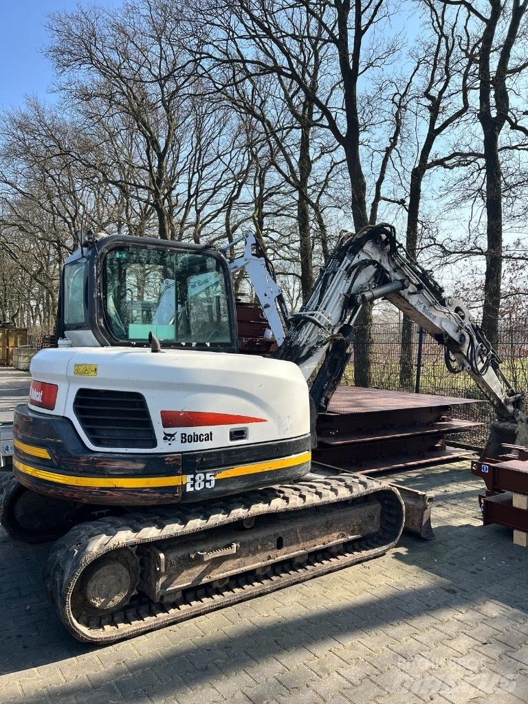Bobcat E 85 中型挖掘机