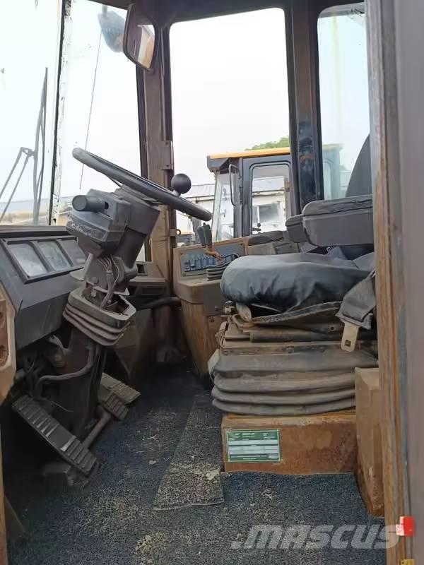 CAT 950 F 轮式装载机