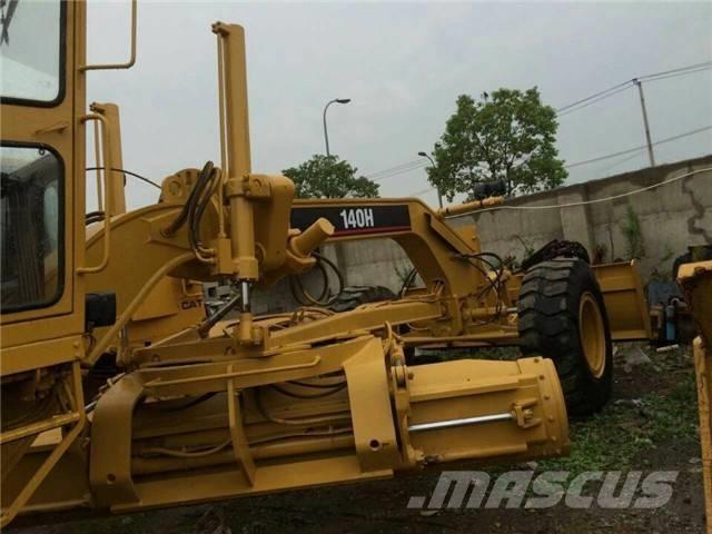 CAT 140 H 平地机/推土机