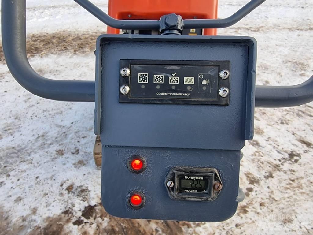 Husqvarna LG504 平板夯