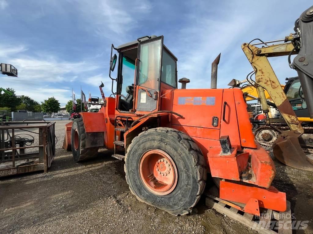 Fiat-Hitachi W 130 轮式装载机