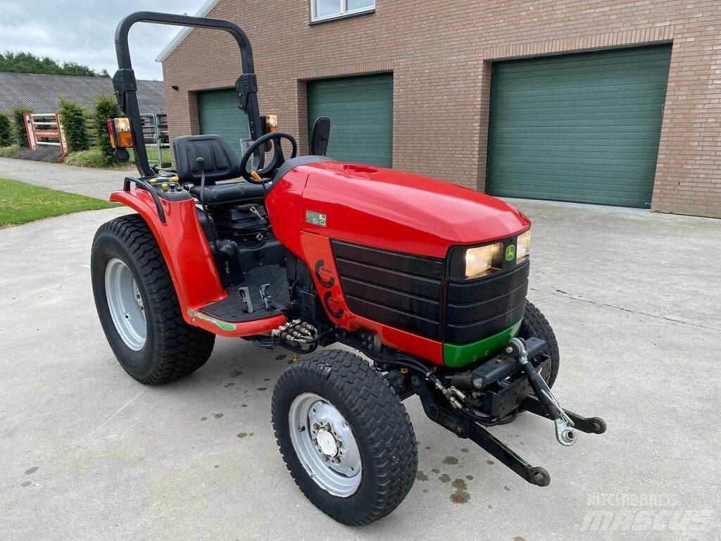 John Deere 4410 拖拉机/农用车