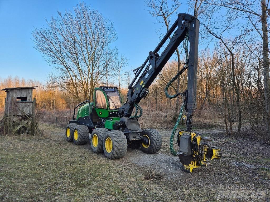 John Deere 1270 G 收割机