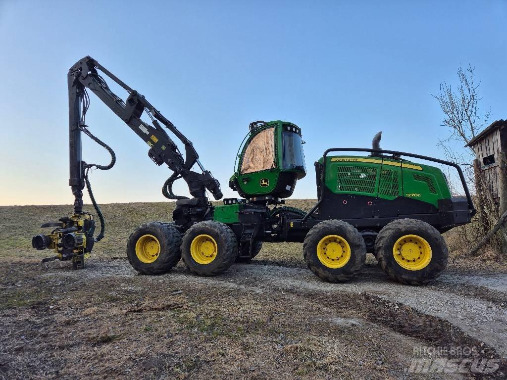 John Deere 1270 G 收割机