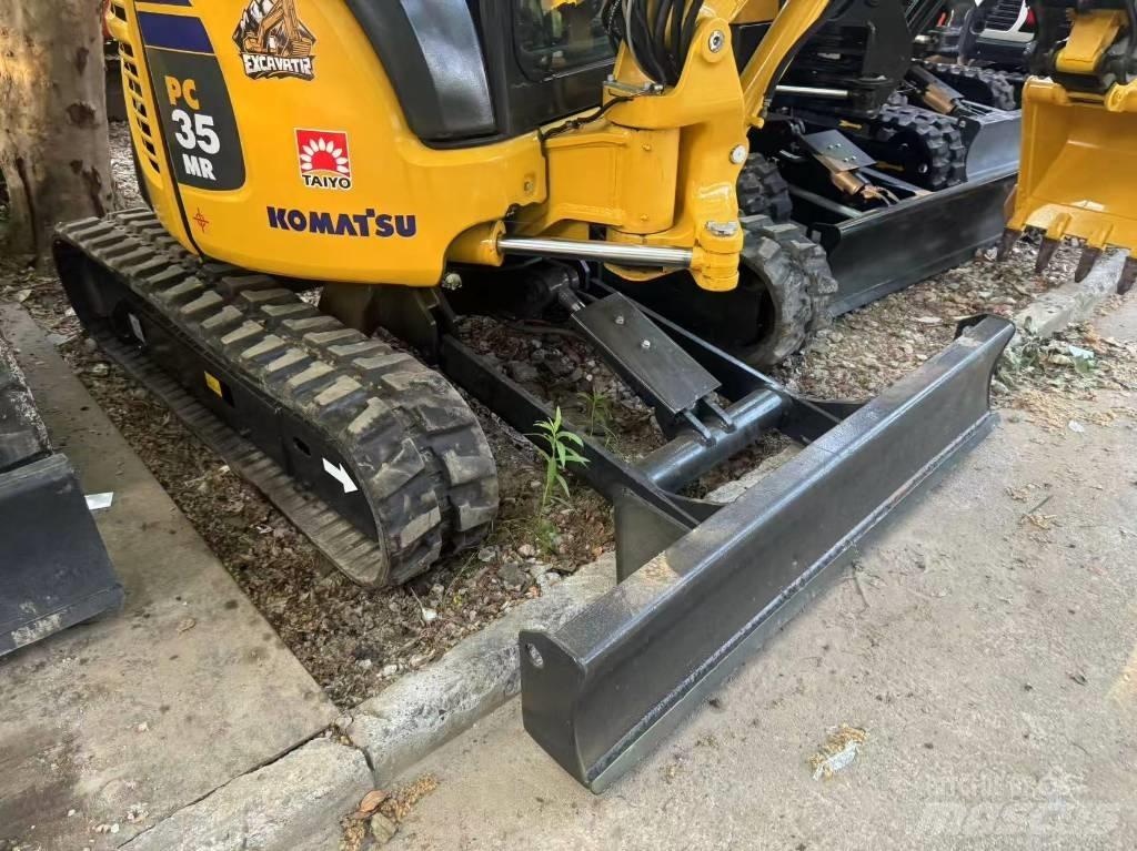 Komatsu PC 35 MR-3 小型挖掘机