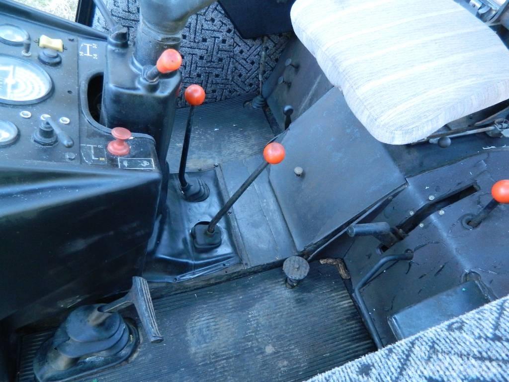 John Deere 2130 拖拉机/农用车