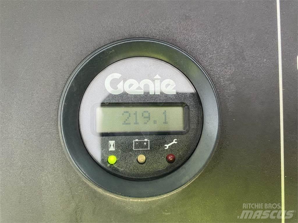 Genie Z60/37 DC 曲臂高空工作平台
