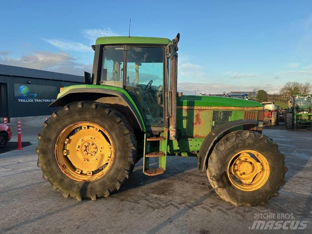 John Deere 6800 拖拉机/农用车