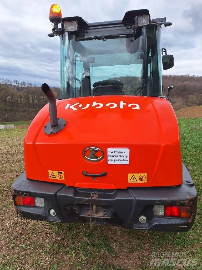 Kubota R 085 轮式装载机
