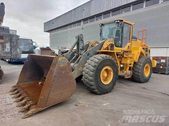 Volvo L150H 其他起重机