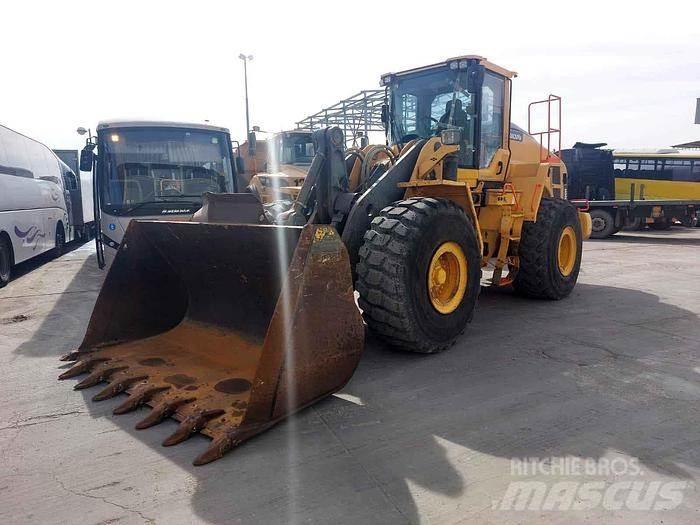 Volvo L150H 其他起重机