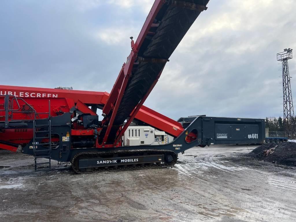 Sandvik QA 441 振动筛