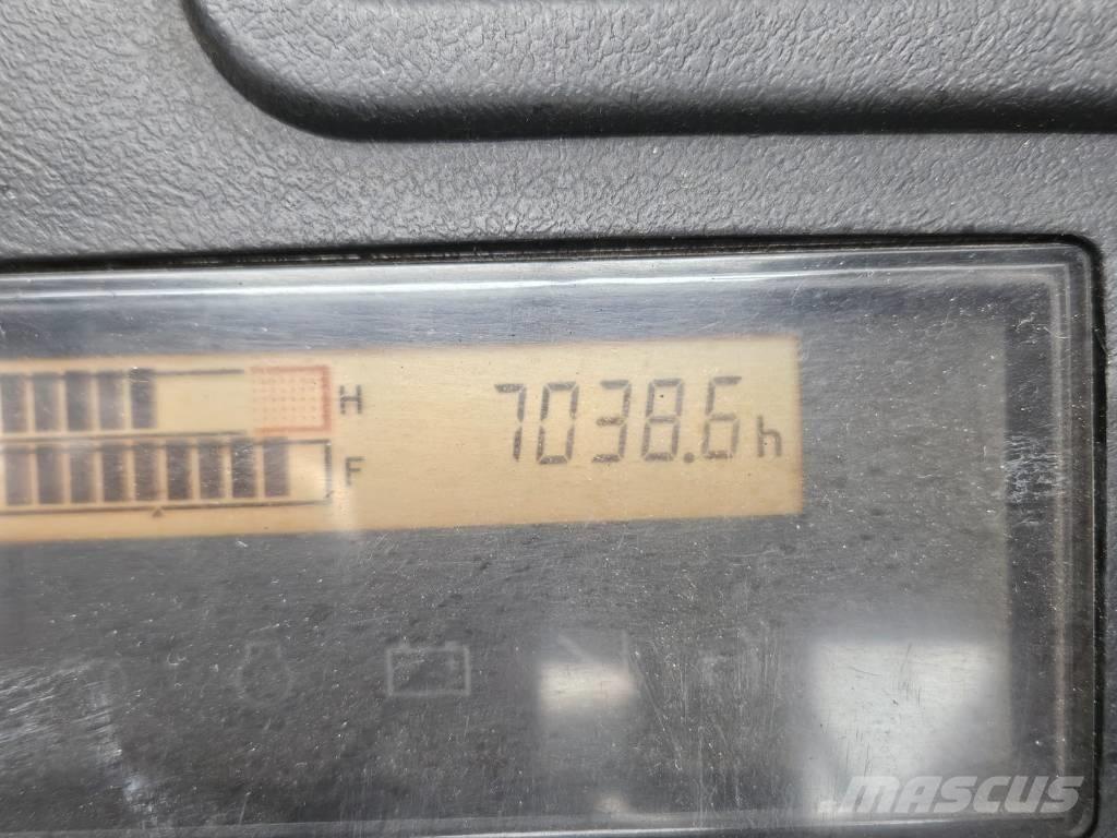 Toyota 02-8 FDF 25 柴油叉车