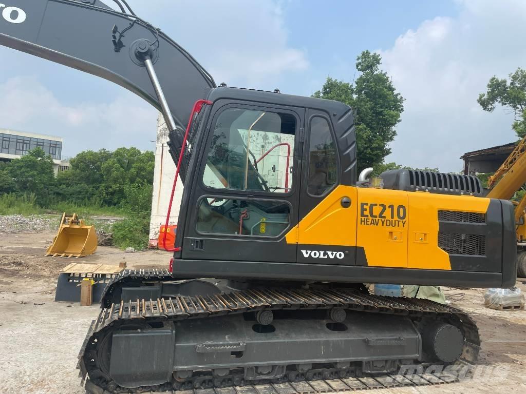 Volvo EC 210 中型挖掘机