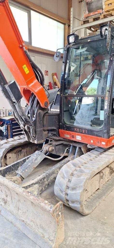 Kubota KX 080-4 中型挖掘机