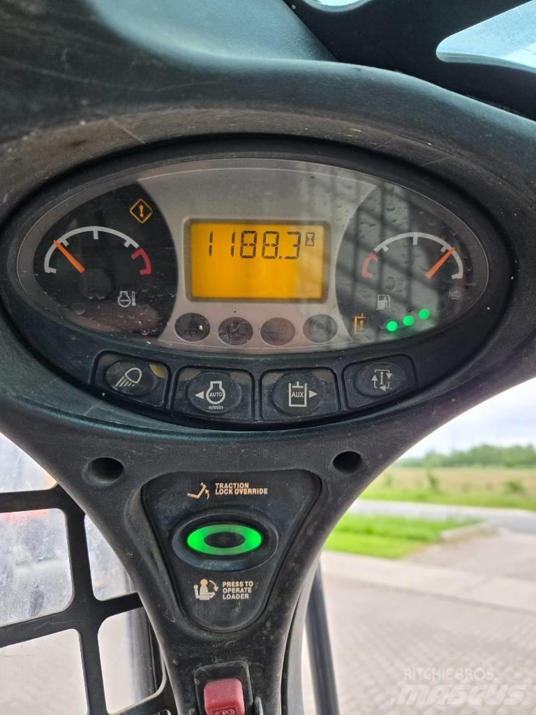Bobcat S 770 滑移装载机