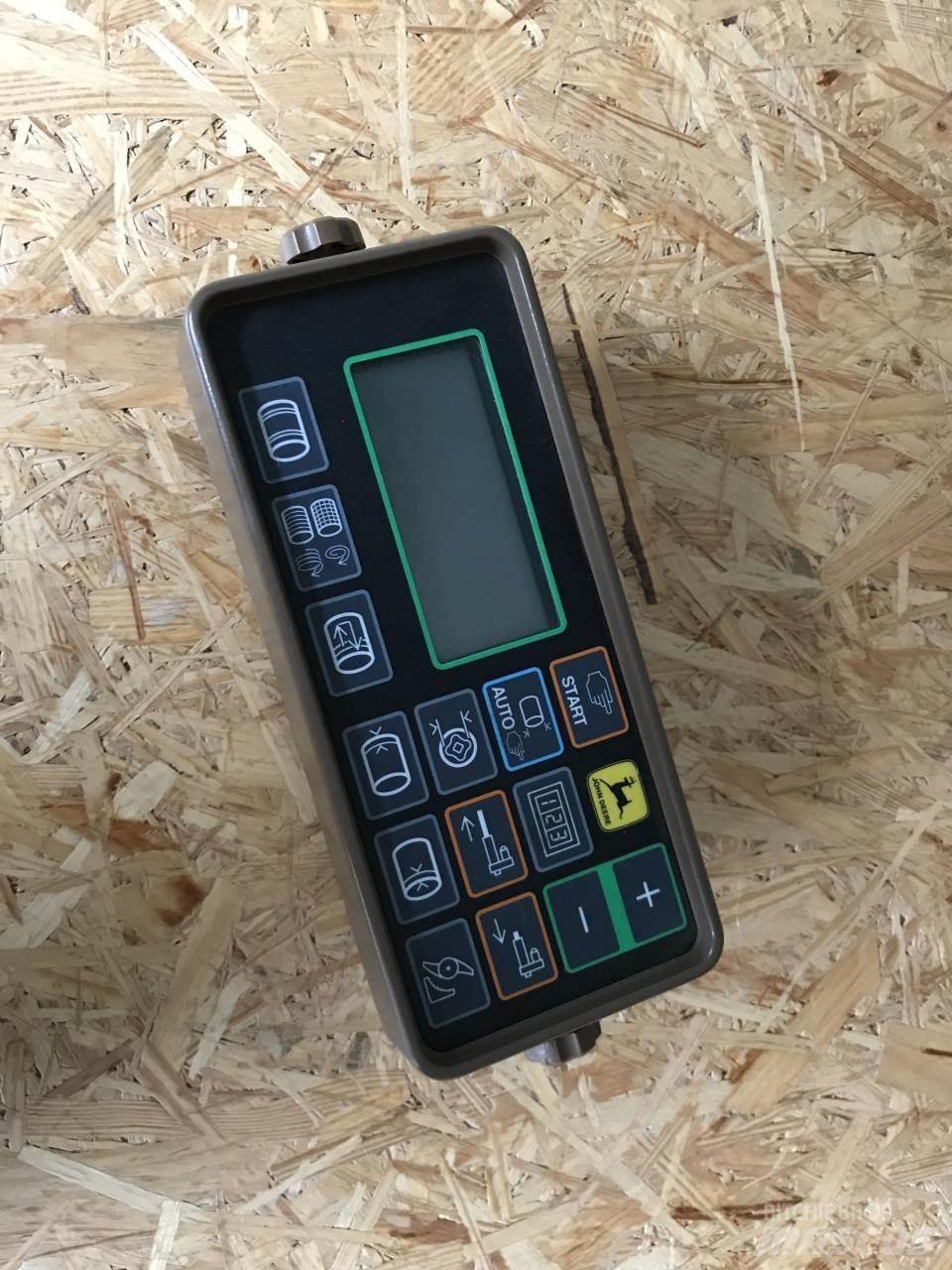 John Deere 590 方捆打捆机