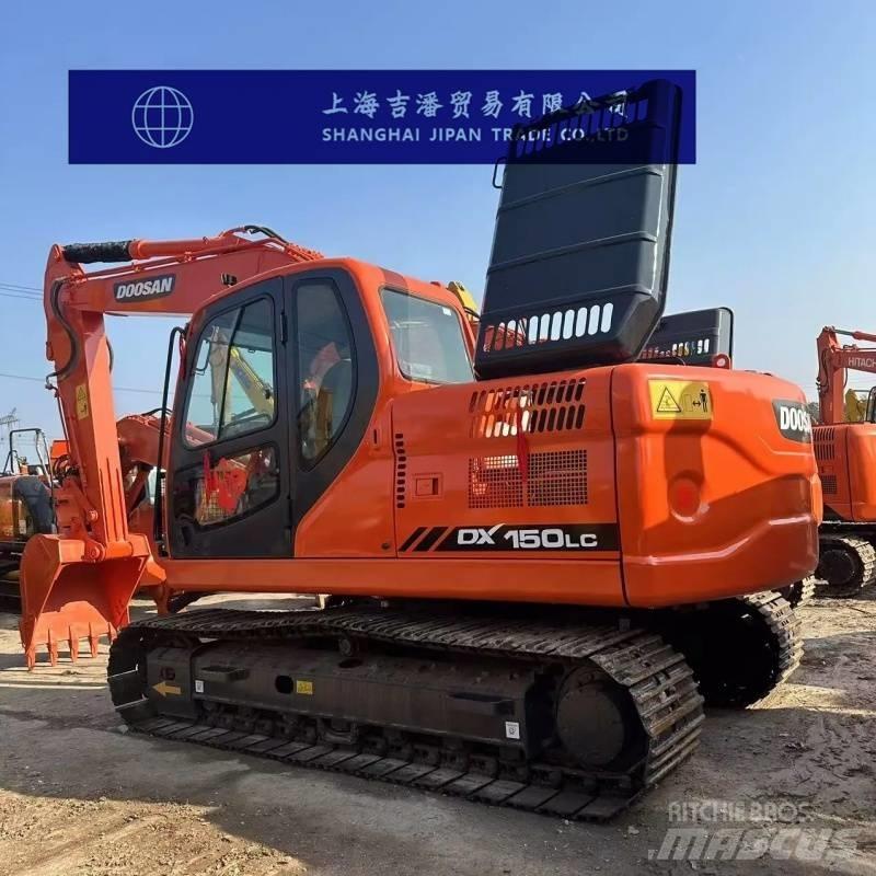 Doosan DX 150 中型挖掘机