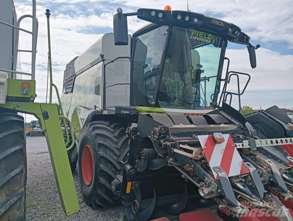 CLAAS TRION 750 联合收割机