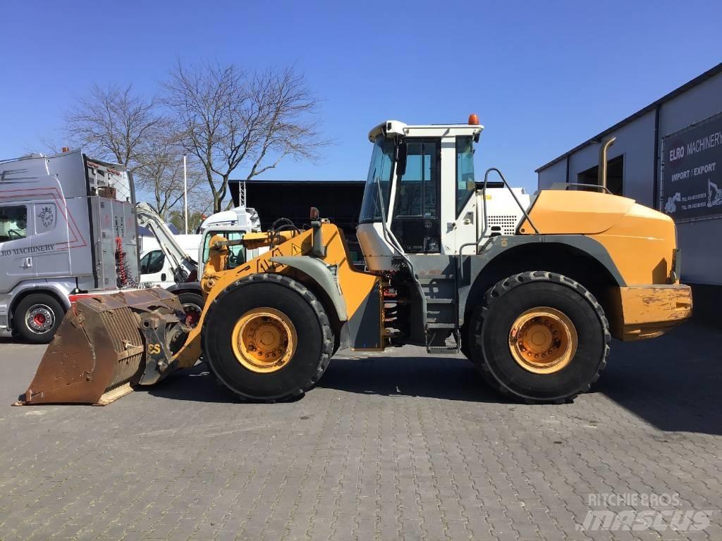 Liebherr L 544 轮式装载机